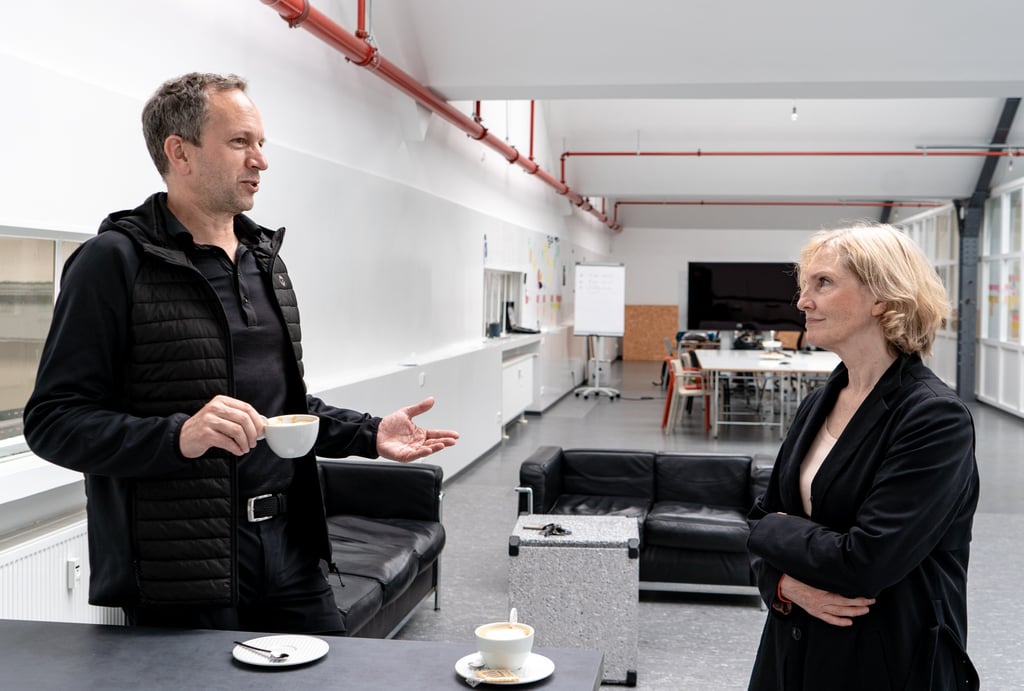 Interview with Hans Peter Schlegelmilch - CEO Brain of Materials